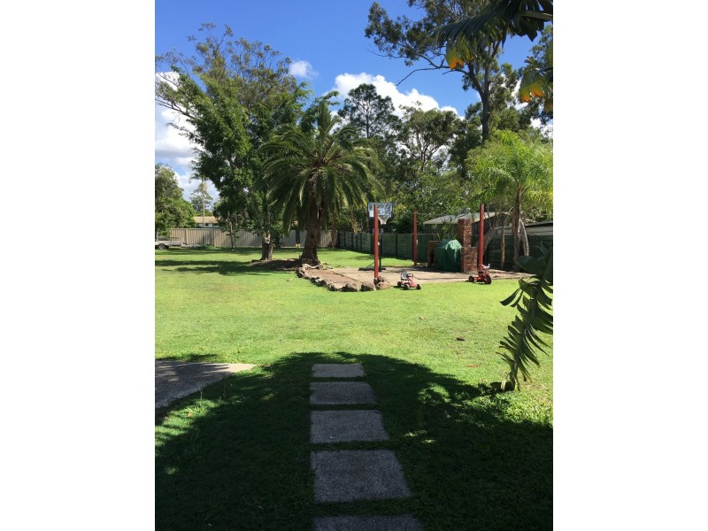 12 Emerald Street, Marsden QLD 4132