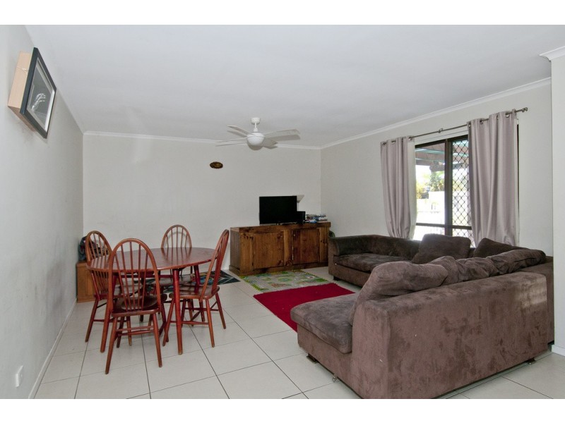 4 Greisen Crt, Bethania QLD 4205