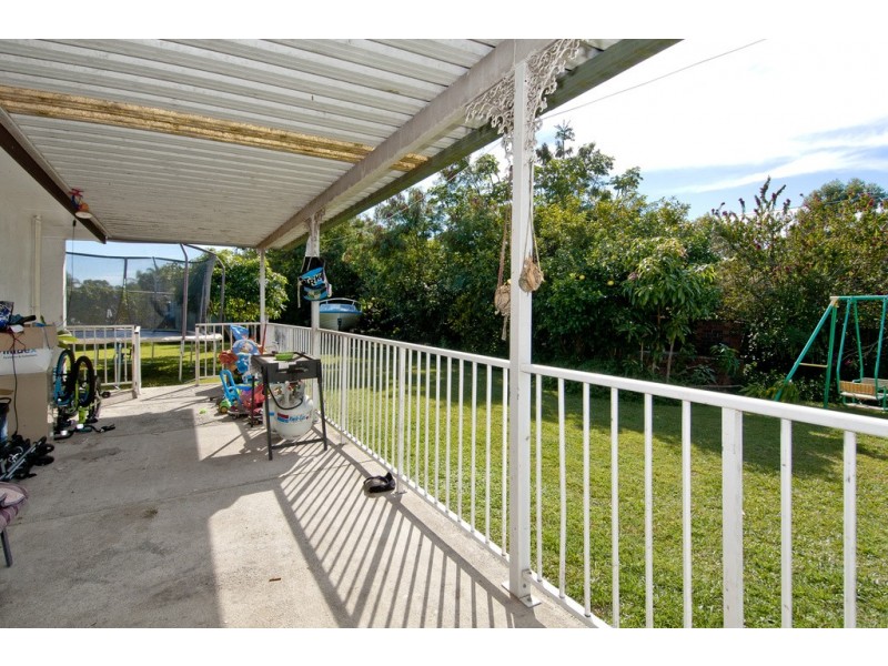 4 Greisen Crt, Bethania QLD 4205