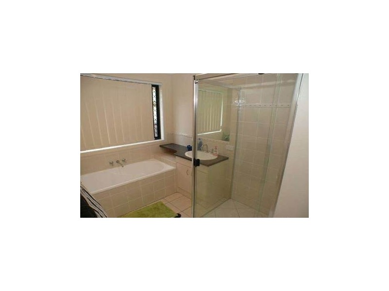 26 Lake Manchester, Logan Reserve QLD 4133