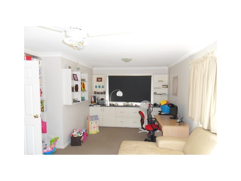 16 Roebuck Avenue, Eagleby QLD 4207