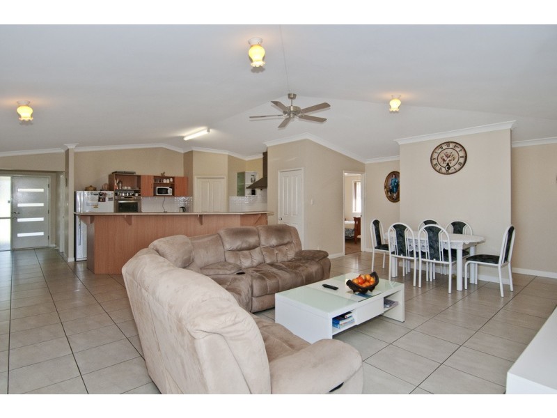 944 Kingston Rd, Waterford QLD 4133