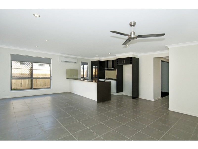 11 Riverstone Avenue, Logan Reserve QLD 4133