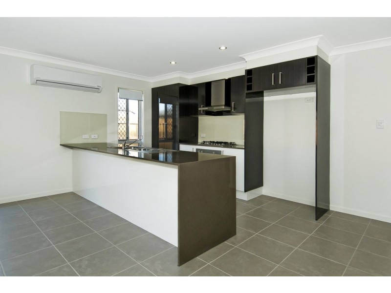 11 Riverstone Avenue, Logan Reserve QLD 4133