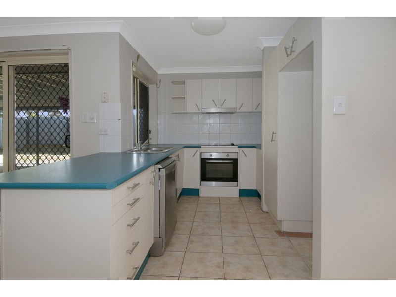 28 Highbury Dr, Crestmead QLD 4132