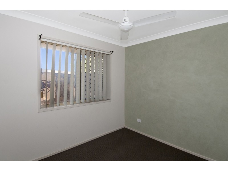 28 Highbury Dr, Crestmead QLD 4132