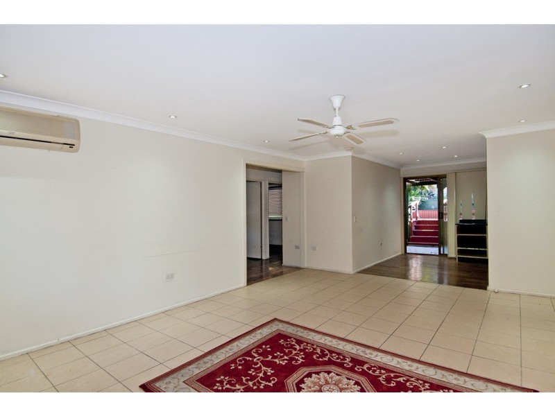 4 Virginia Grove, Southport QLD 4215