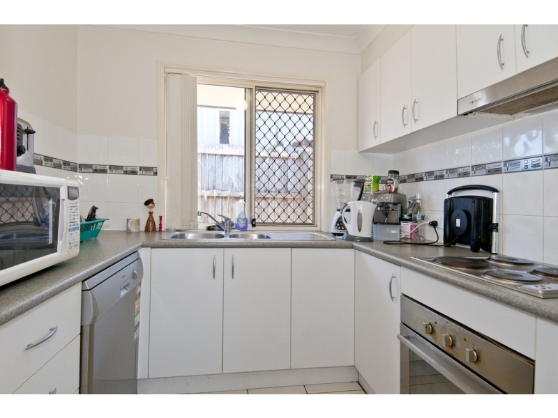 61 Rachel Drive, Crestmead QLD 4132