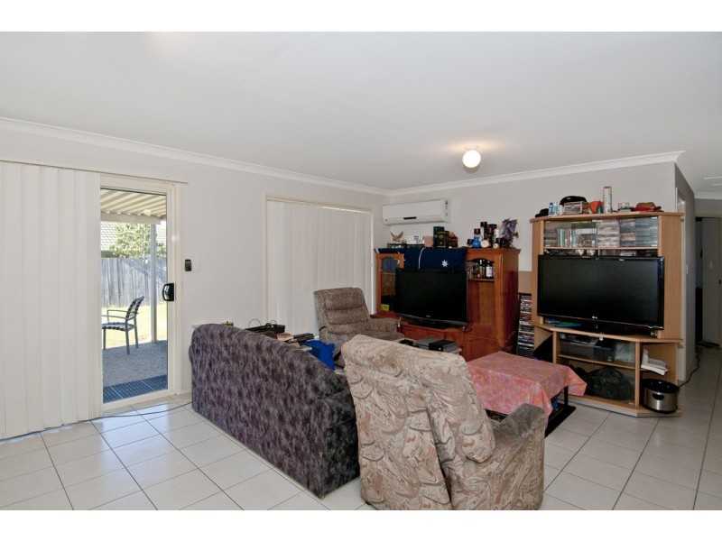 61 Rachel Drive, Crestmead QLD 4132