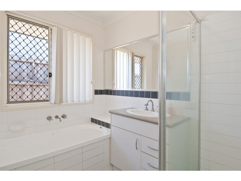 61 Rachel Drive, Crestmead QLD 4132