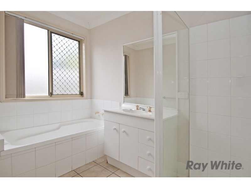 8 Venture Street, Crestmead QLD 4132