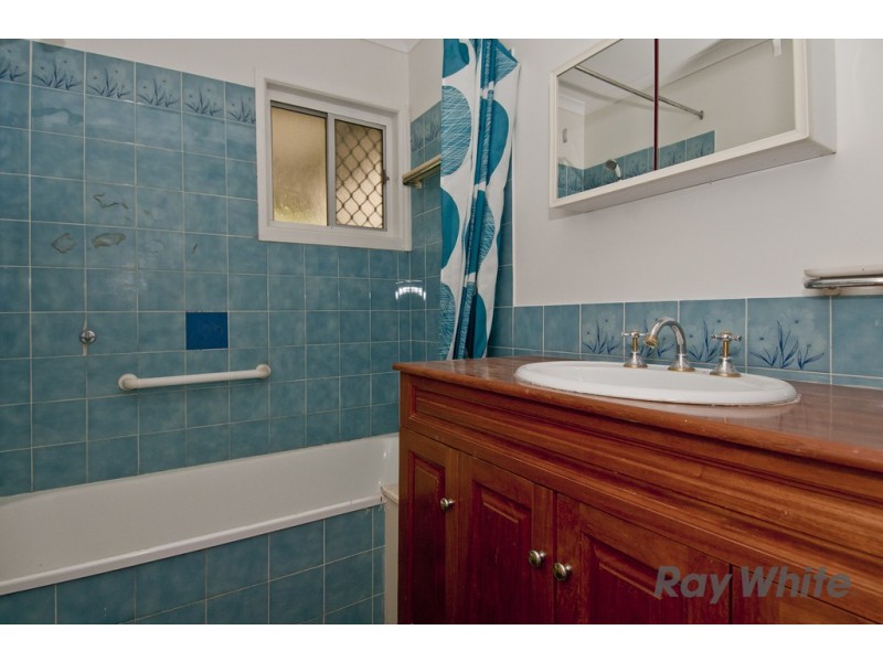 7 Montrose Ave, Bethania QLD 4205