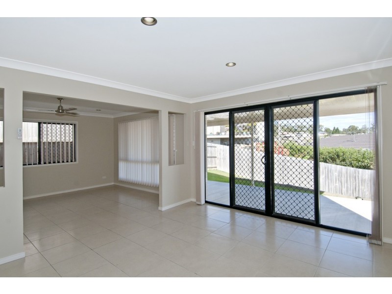 47 Outlook Drive, Waterford QLD 4133