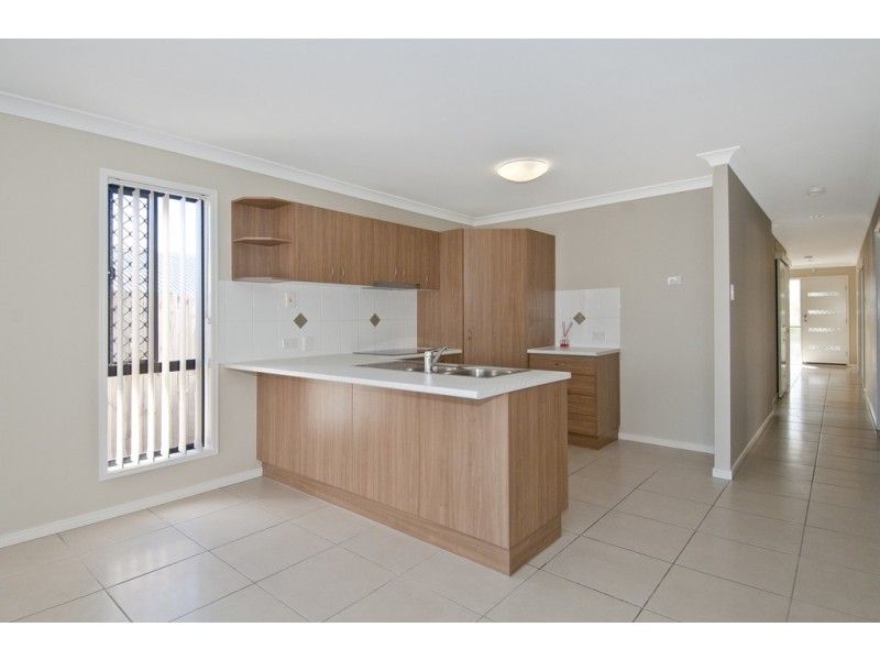 47 Outlook Drive, Waterford QLD 4133
