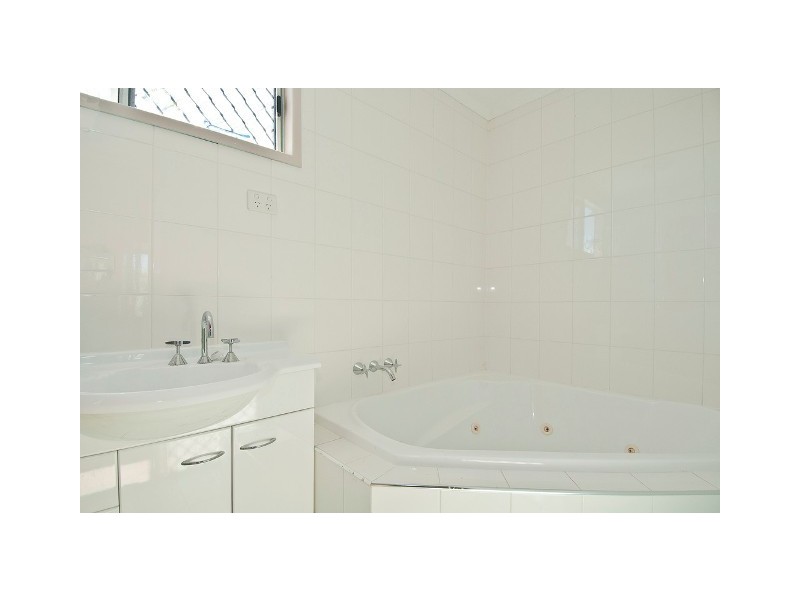 891 Kingston Rd, Waterford QLD 4133