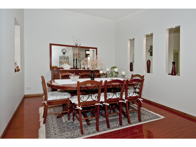 48 Carnarvon Cres, Waterford QLD 4133