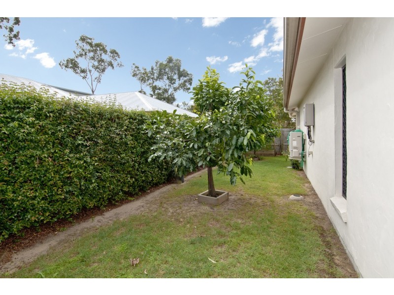 48 Carnarvon Cres, Waterford QLD 4133