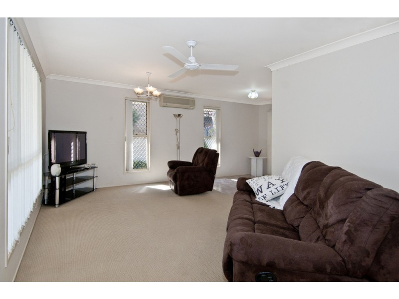 121 Mattocks Rd, Burleigh Waters QLD 4220