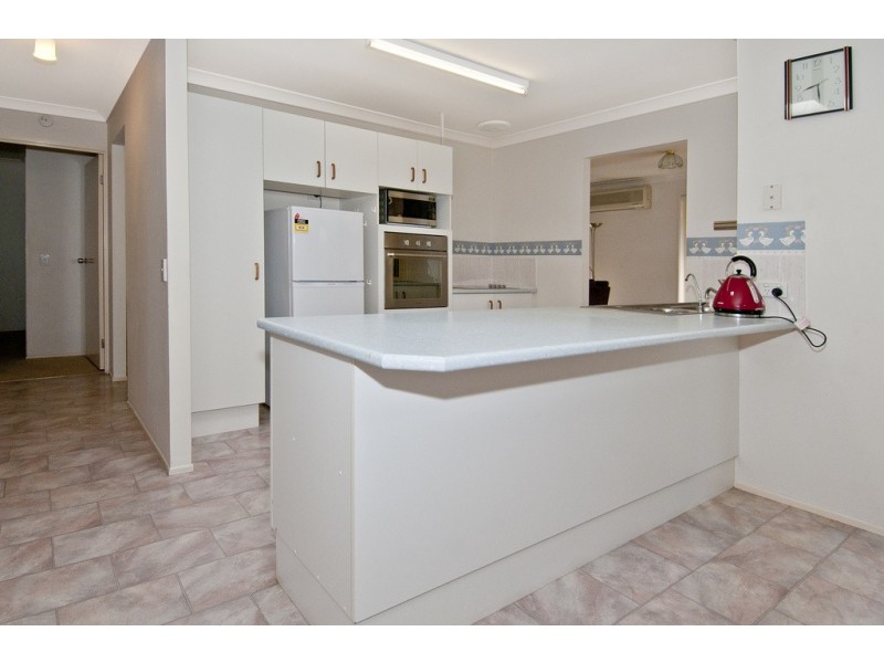 121 Mattocks Rd, Burleigh Waters QLD 4220