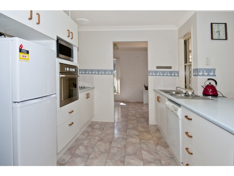 121 Mattocks Rd, Burleigh Waters QLD 4220