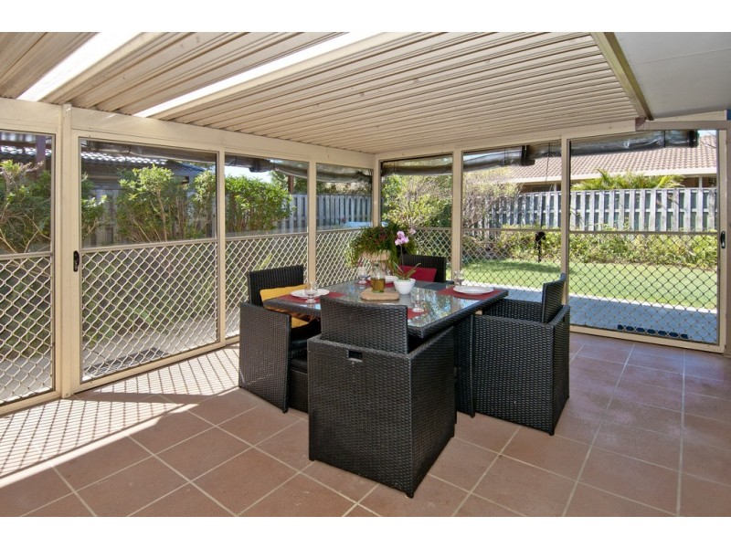 121 Mattocks Rd, Burleigh Waters QLD 4220