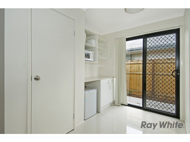 Room 3, 78 South Quarter Drive, Loganlea QLD 4131