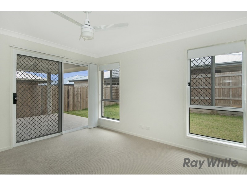 102 Cobblestone Avenue, Logan Reserve QLD 4133