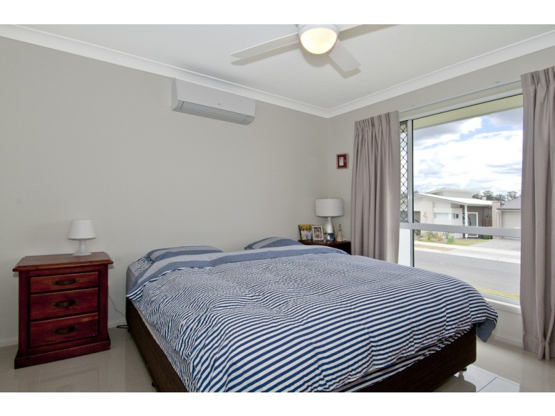 12 Ravensbourne Circuit, Waterford QLD 4133