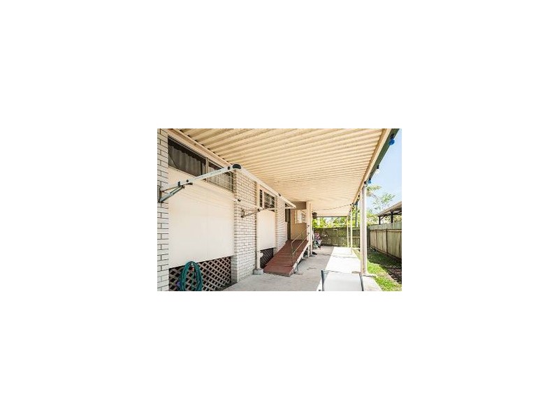 4 Bellis Street, Daisy Hill QLD 4127