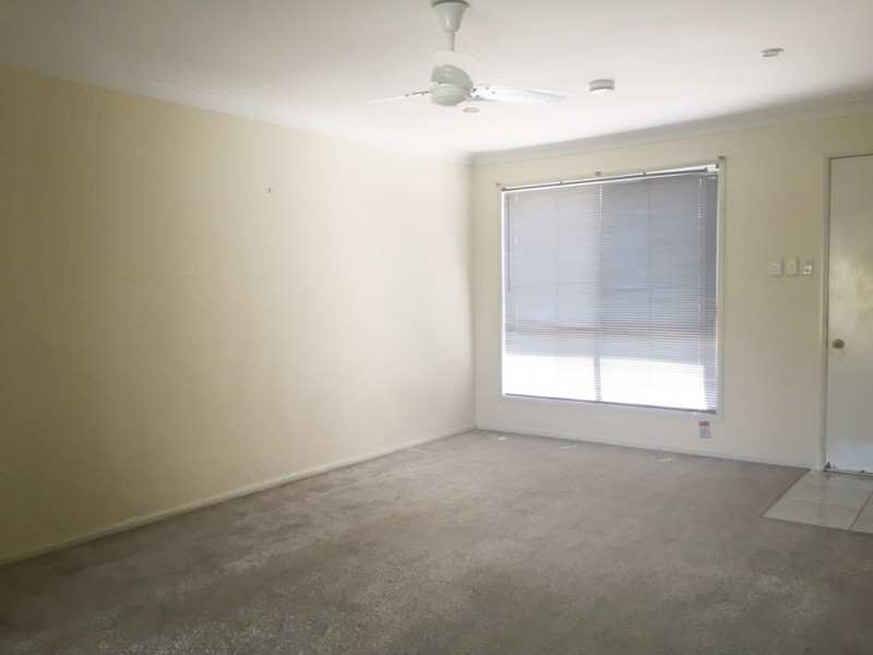 138 Lamberth Road, Regents Park QLD 4118