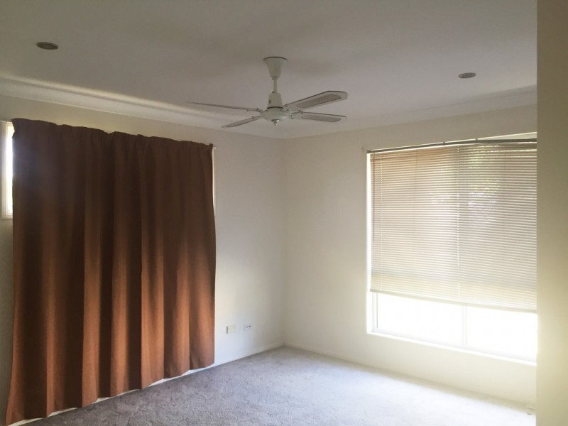 138 Lamberth Road, Regents Park QLD 4118