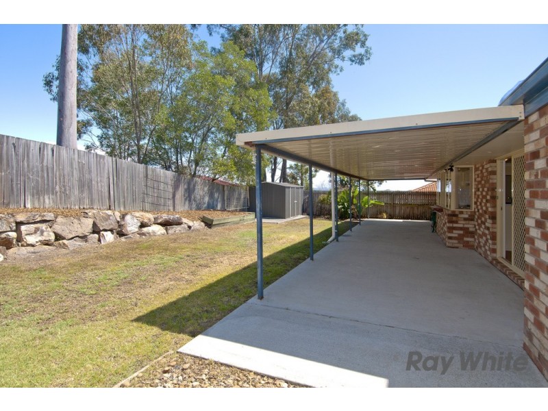 17 Waterline Cres, Waterford QLD 4133