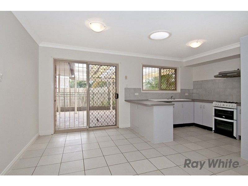 16 Barcrest Court, Crestmead QLD 4132