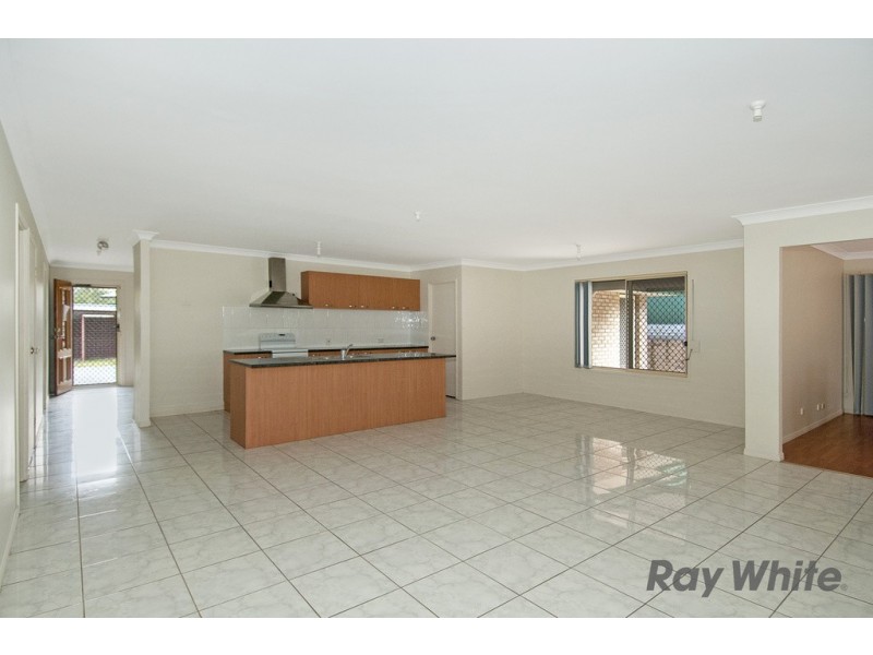 121 Queens Rd, Kingston QLD 4114