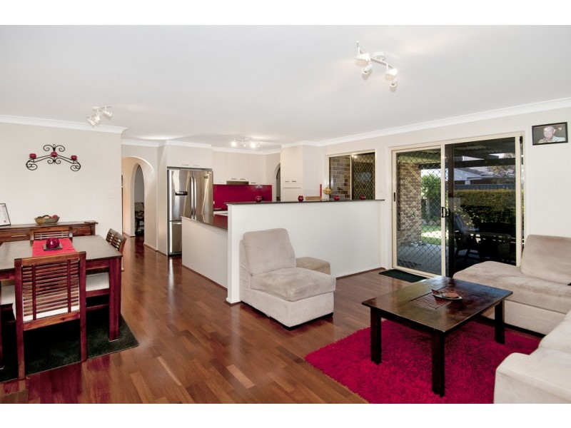 23 Edinburgh Dr, Bethania QLD 4205