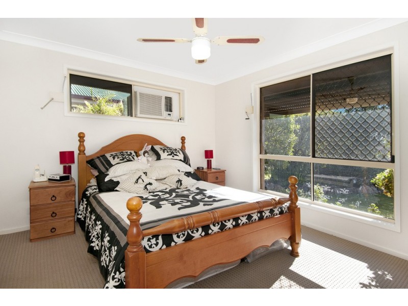 23 Edinburgh Dr, Bethania QLD 4205