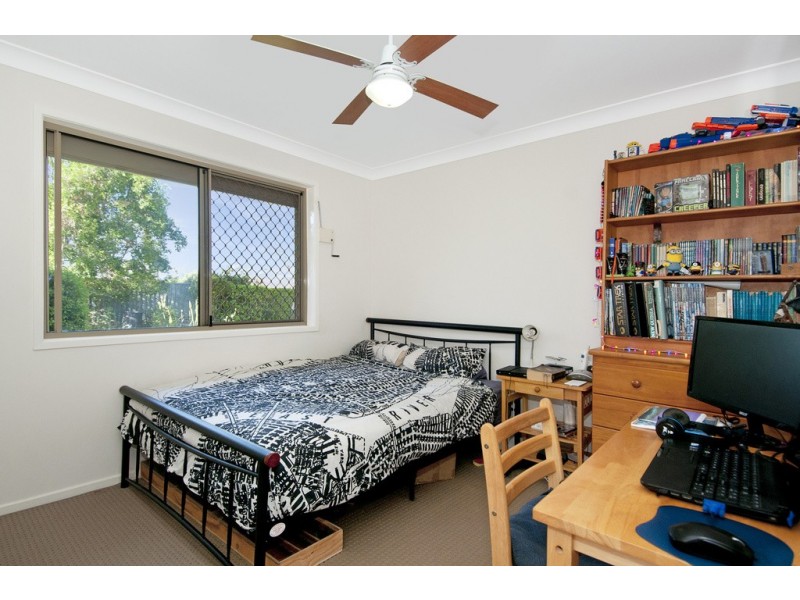 23 Edinburgh Dr, Bethania QLD 4205