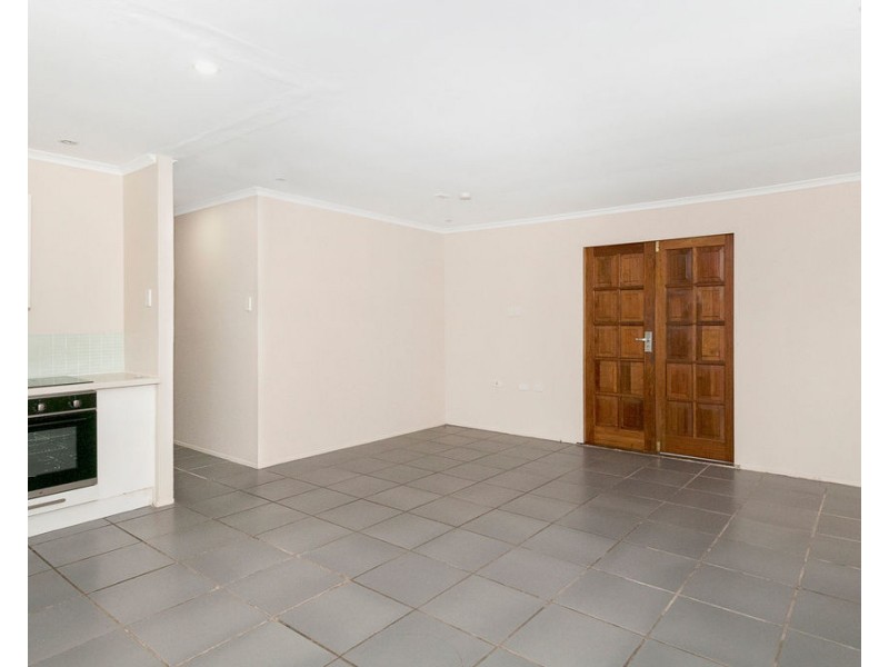 73 Logan Reserve Rd, Waterford West QLD 4133