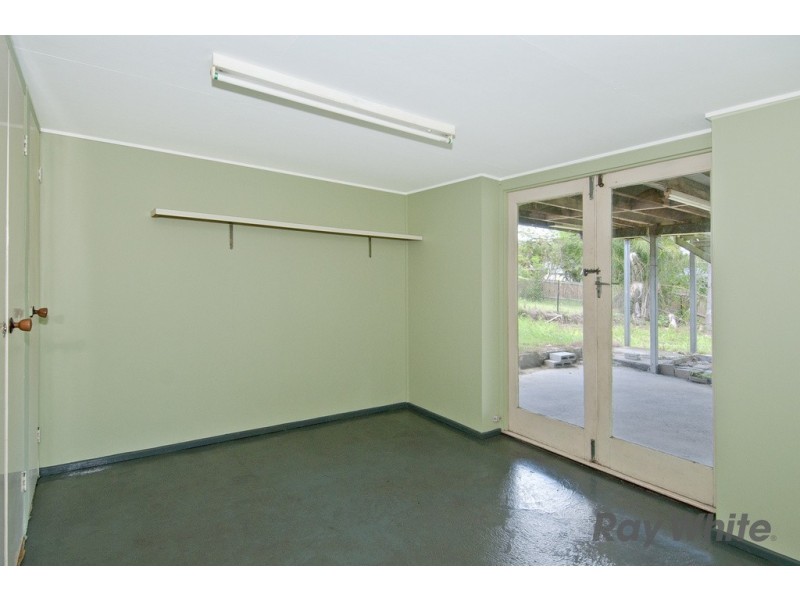 31 Vanessa Blvd, Springwood QLD 4127