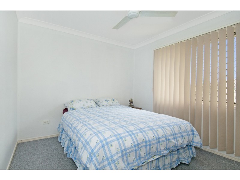 27 Wallace St, Crestmead QLD 4132