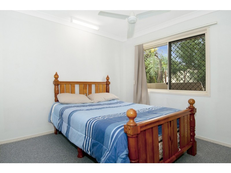 27 Wallace St, Crestmead QLD 4132