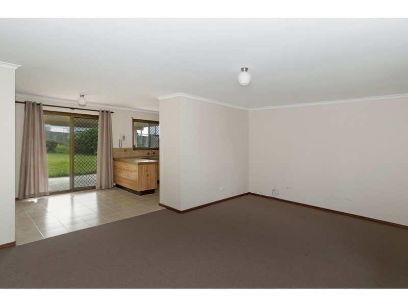 19 Forestwood Street, Crestmead QLD 4132