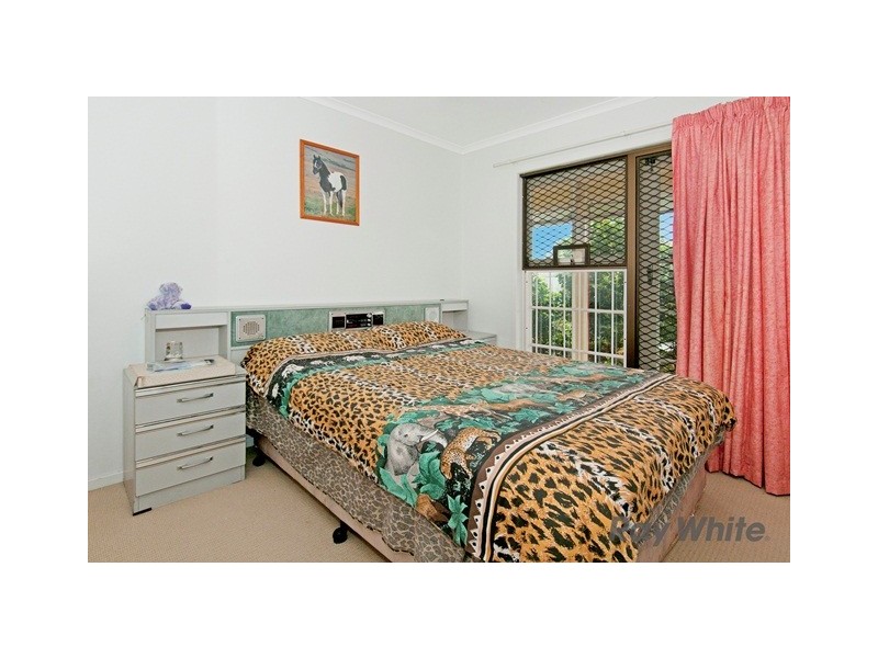 28a Pinelands St, Loganlea QLD 4131