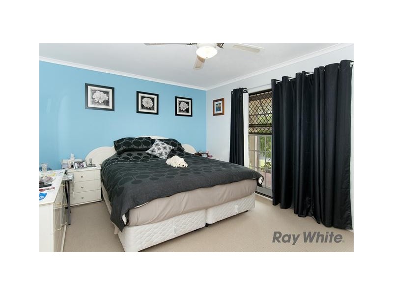 28a Pinelands St, Loganlea QLD 4131
