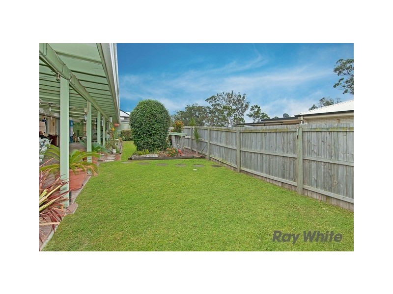 28a Pinelands St, Loganlea QLD 4131