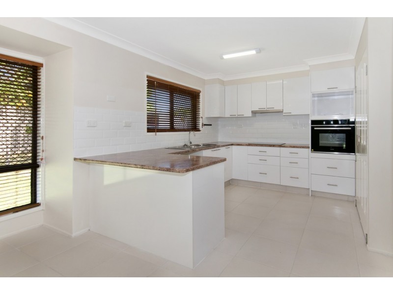 12 Parinlea Court, Marsden QLD 4132