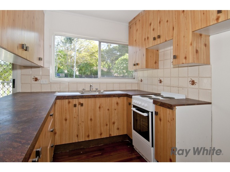 9 Edith Street, Kingston QLD 4114