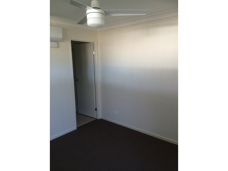 8b Regeling Court, Loganlea QLD 4131