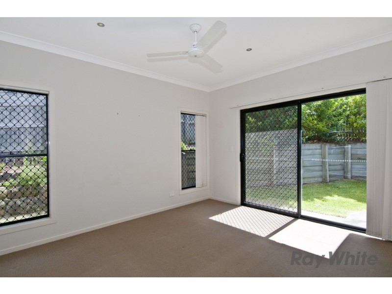 6 Carnarvon Crescent, Waterford QLD 4133