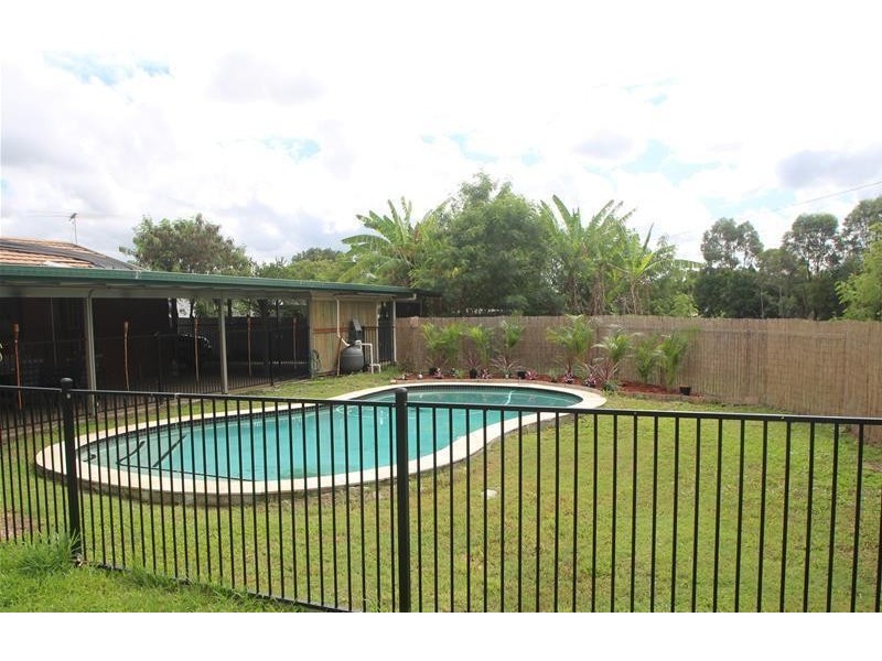 5 Greisen Court, Bethania QLD 4205